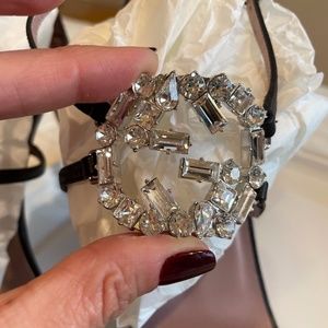 GUCCI G  CRYSTAL LOGO LEATHER SANDAL